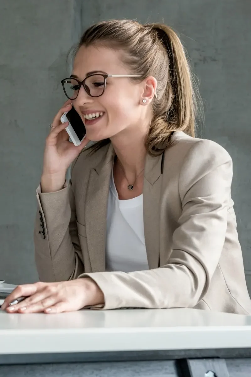 Telefonálj magabiztosan az üzleti helyzetekben. A CLEAR Coaching segít határozottan és hitelesen kommunikálni angolul